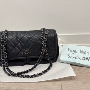Chanel black calfskin natural beauty classic flap bag